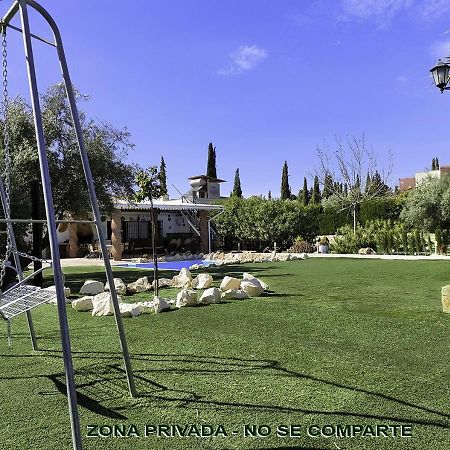 Villa Capricho De Luna Caparacena 외부 사진