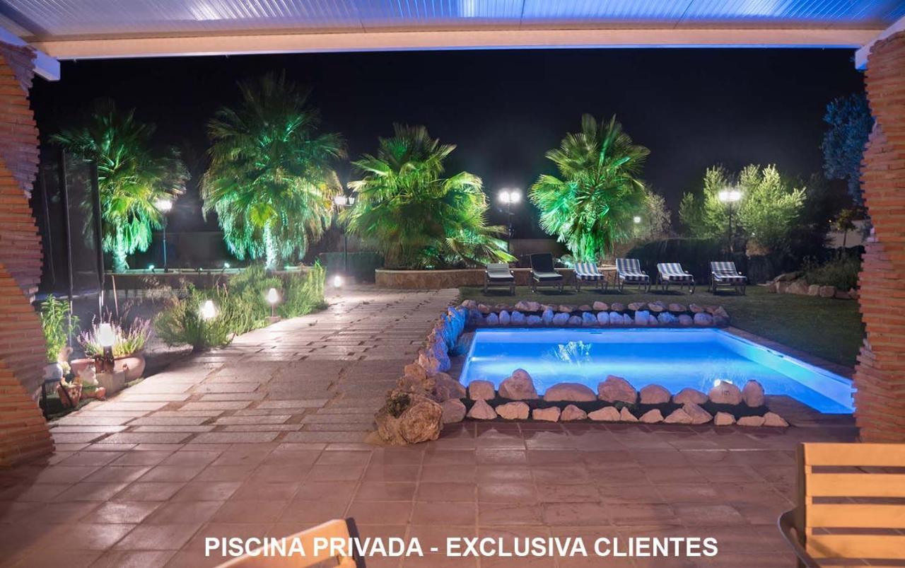 Villa Capricho De Luna Caparacena 외부 사진